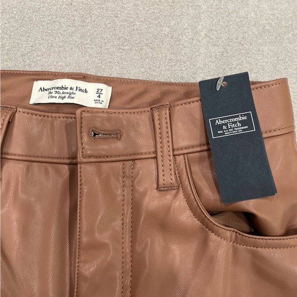 [27/4]Abercrombie & Fitch Tan Vegan Leather 90s Straight Ultra High Rise Pant - Picture 4 of 8
